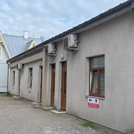 Hommiku 8a * Pärnu